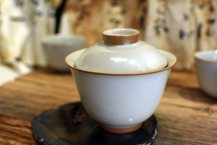 HuangRu Yellow Tulip Gaiwan | Crackled Glazed, 150 ml. - Image 7