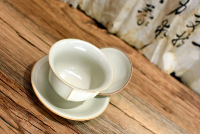 HuangRu Yellow Lotus Gaiwan | Crackled Glazed, 150 ml. - Image 2