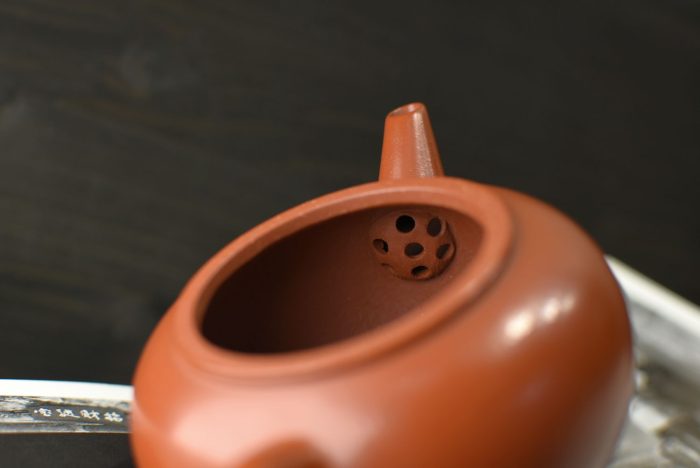 Classic Shui Ping Hu | 130 ml. The Most Iconic Shape Teapot - Image 3