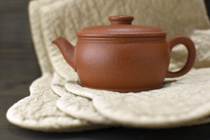 Lu Jun Classic Wheel Shaped Teapot | 120 ml. Zhima Zhuni Mixed Clay