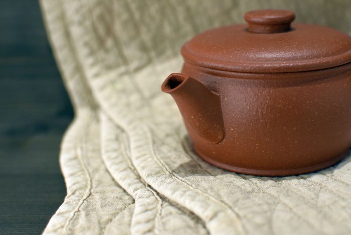 Lu Jun Classic Wheel Shaped Teapot | 120 ml. Zhima Zhuni Mixed Clay - Image 2