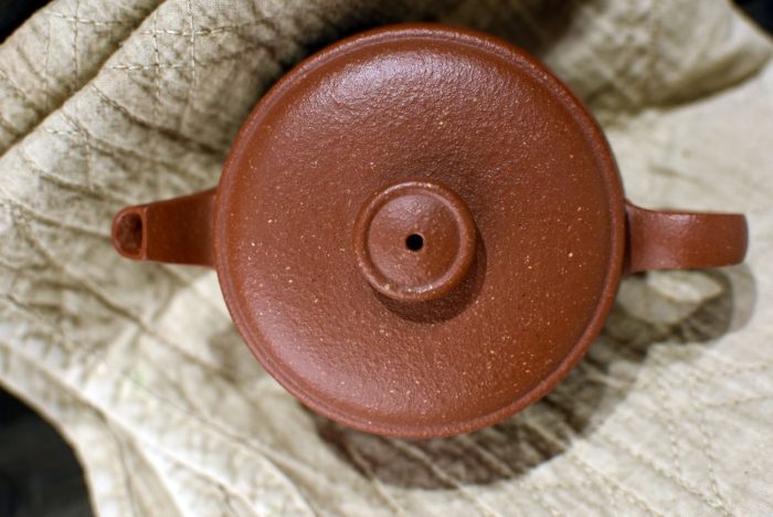 Lu Jun Classic Wheel Shaped Teapot | 120 ml. Zhima Zhuni Mixed Clay - Image 4