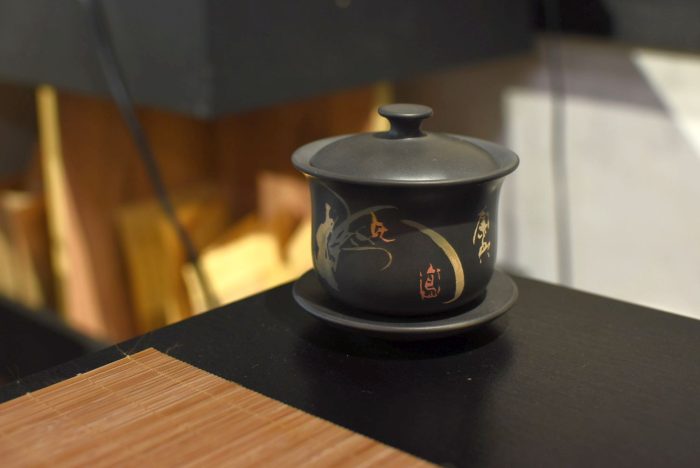 Daylily - Jianshui Gaiwan |  Black Clay with Traditional Inlay Technique 130 ml. - Image 2