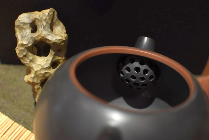 Everlasting Life Mountain Stone (ShouShan Shi) | Jianshui Zitao, Chen Hong Zhi Teapot - Image 4