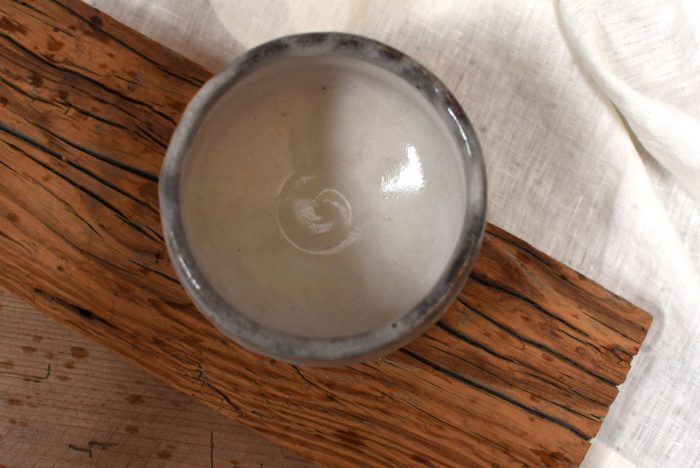 Clouds and Mists | Mino-yaki Matcha Chawan | Half Cylinder Shape - Image 2