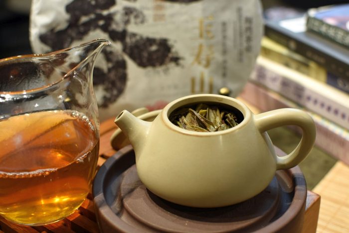 "View from Jade Mountain" Menghai Gu Shu | Haiwan Sheng Puerh 2024, 357g - Image 6