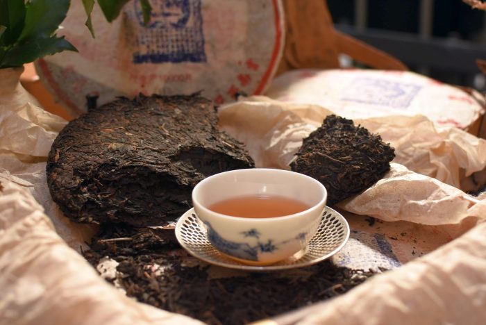 Tong Qing Hao, Golden Ribbon Yiwu Shan | 1999 Rabbit Year, Shu Puerh - Image 7