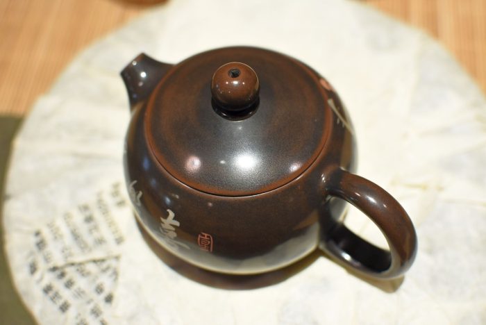 Delighted Times- Jianshui Teapot |  Black Clay with Traditional Inlay Technique 110 ml. - Image 4