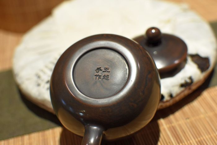 Delighted Times- Jianshui Teapot |  Black Clay with Traditional Inlay Technique 110 ml. - Image 7